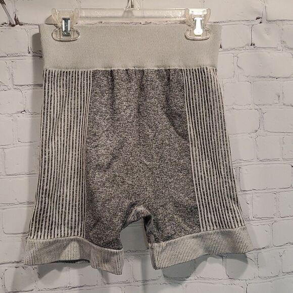 ASOS 4505 ribbed side bike shorts - Picture 1 of 4